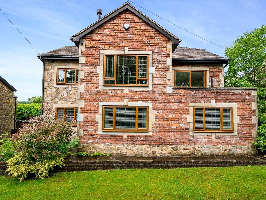 4 bed detached house for sale in Mountside, Egerton, Bolton BL7, £