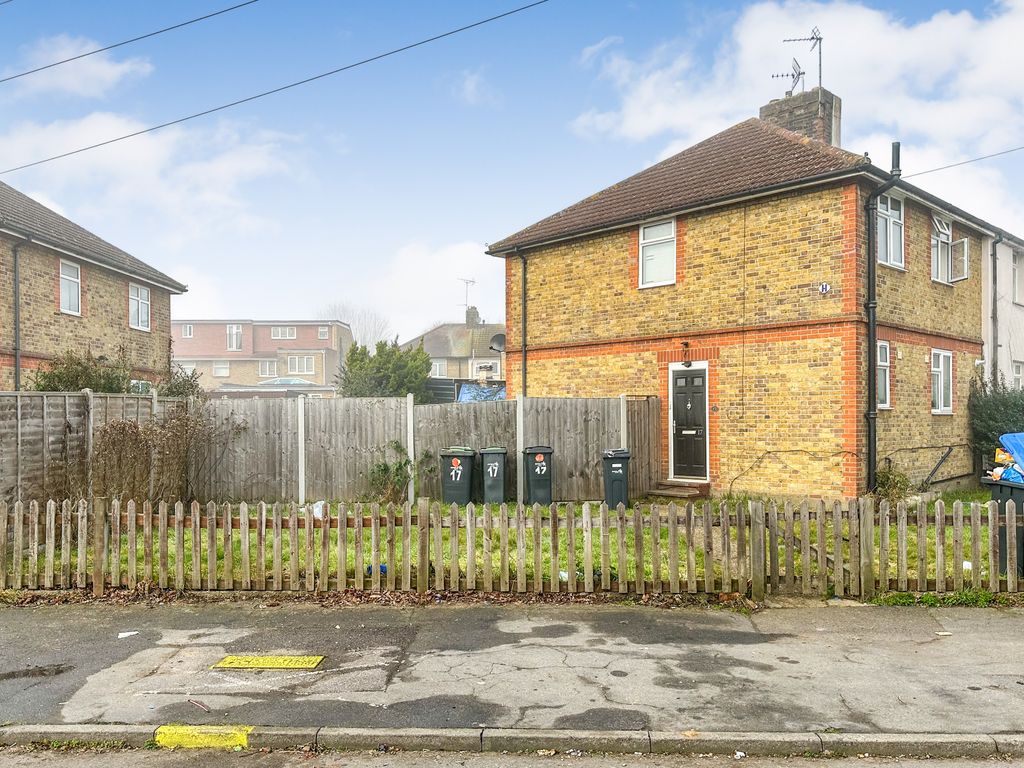 Land for sale in Dunholme Road, London N9, £9,000 Zoopla