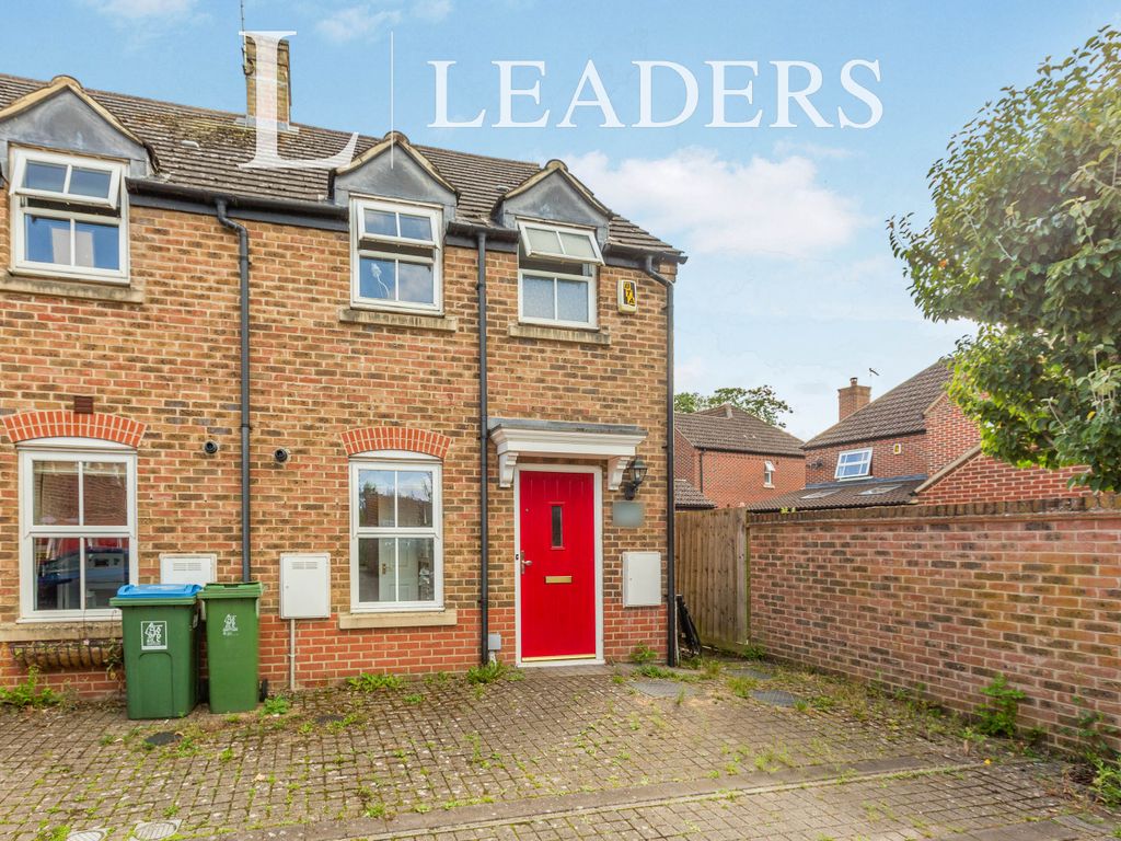 2 bed property to rent in Hudson Mews, Aylesbury HP19, £1,300 pcm Zoopla