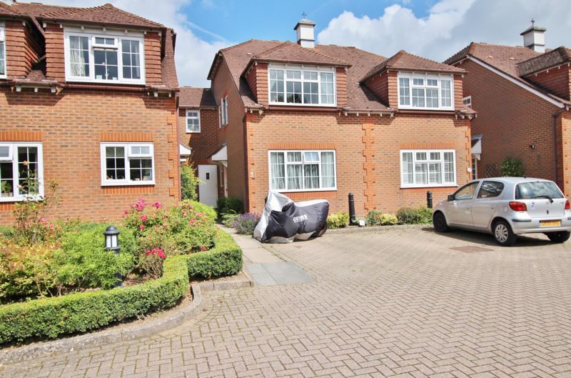 2 bed property for sale in Kingsley Court, Wadhurst TN5 Zoopla