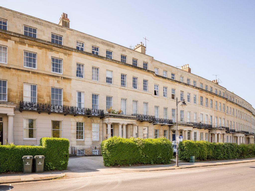 1 bed flat to rent in Lansdown Crescent, Cheltenham GL50 Zoopla