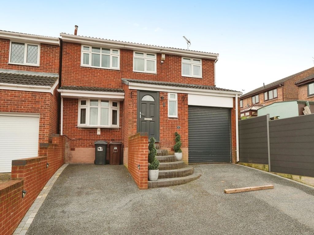 4 bed detached house for sale in Wadsworth Close, Sheffield S12, £