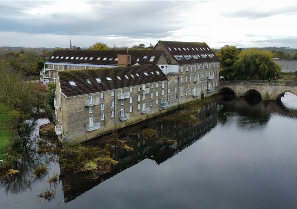 2 bed to rent in Riverside Mill, Bridge Place, Godmanchester