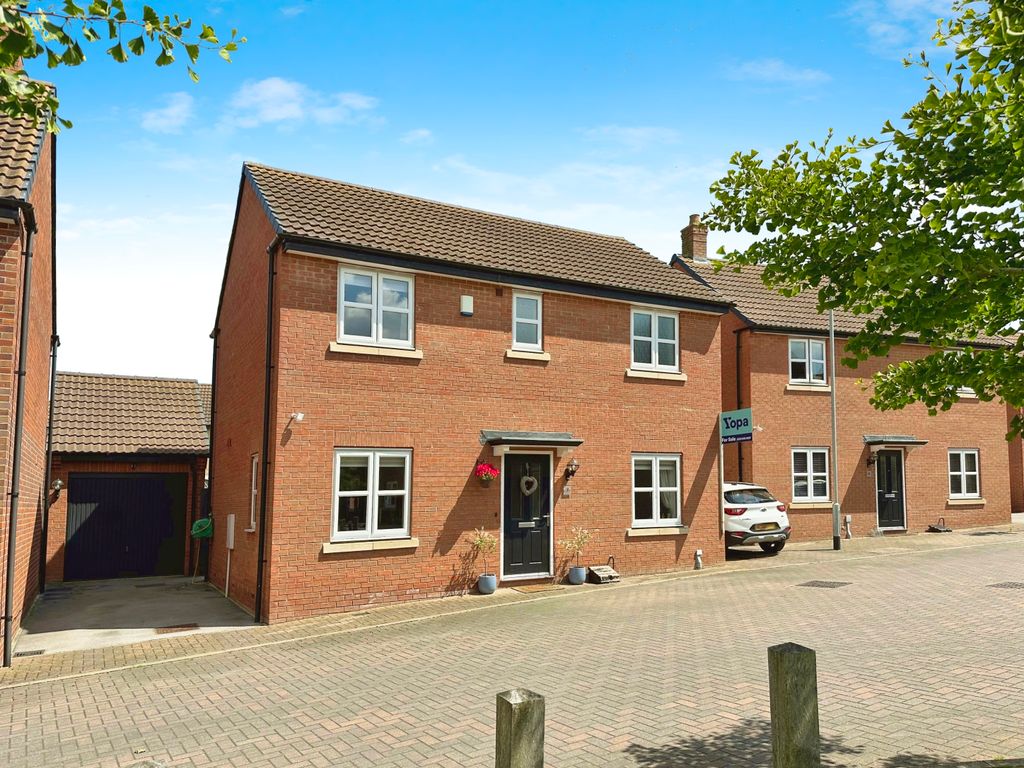 3 bed detached house for sale in Ivy Bank, Witham St. Hughs, Lincoln