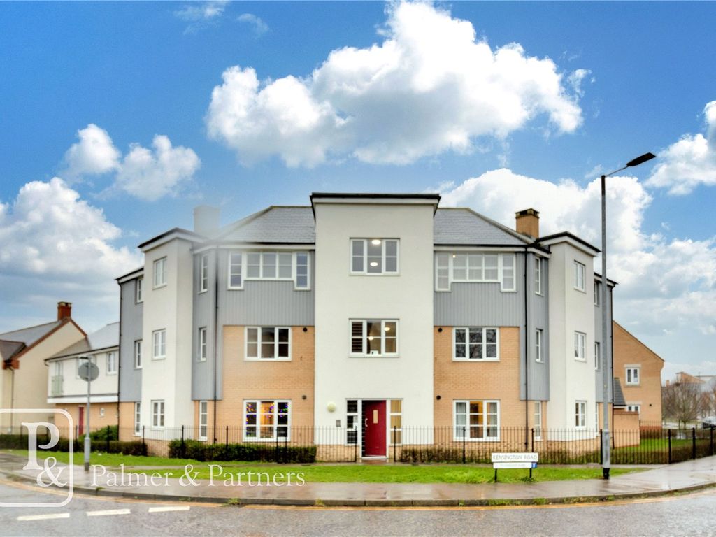 2 bed flat for sale in Kensington Road, Colchester, Essex CO2, £175,000