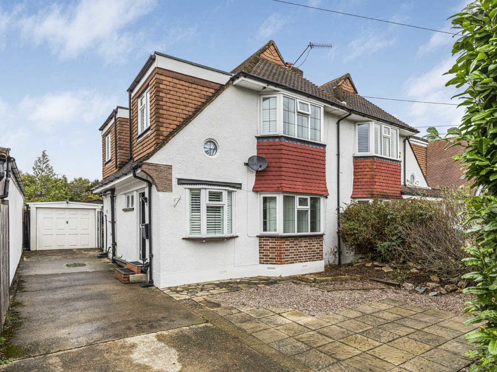 3 bed semidetached house for sale in Selkirk Road, Twickenham TW2, £