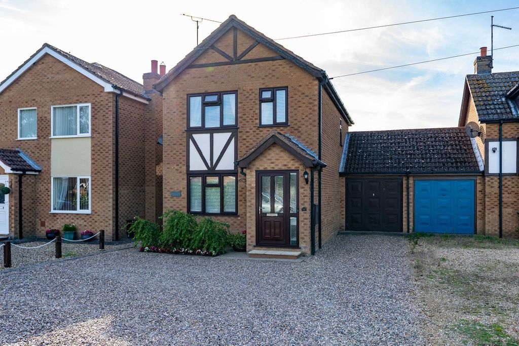 2 bed detached house for sale in Lowgate, Lutton, Spalding PE12 Zoopla