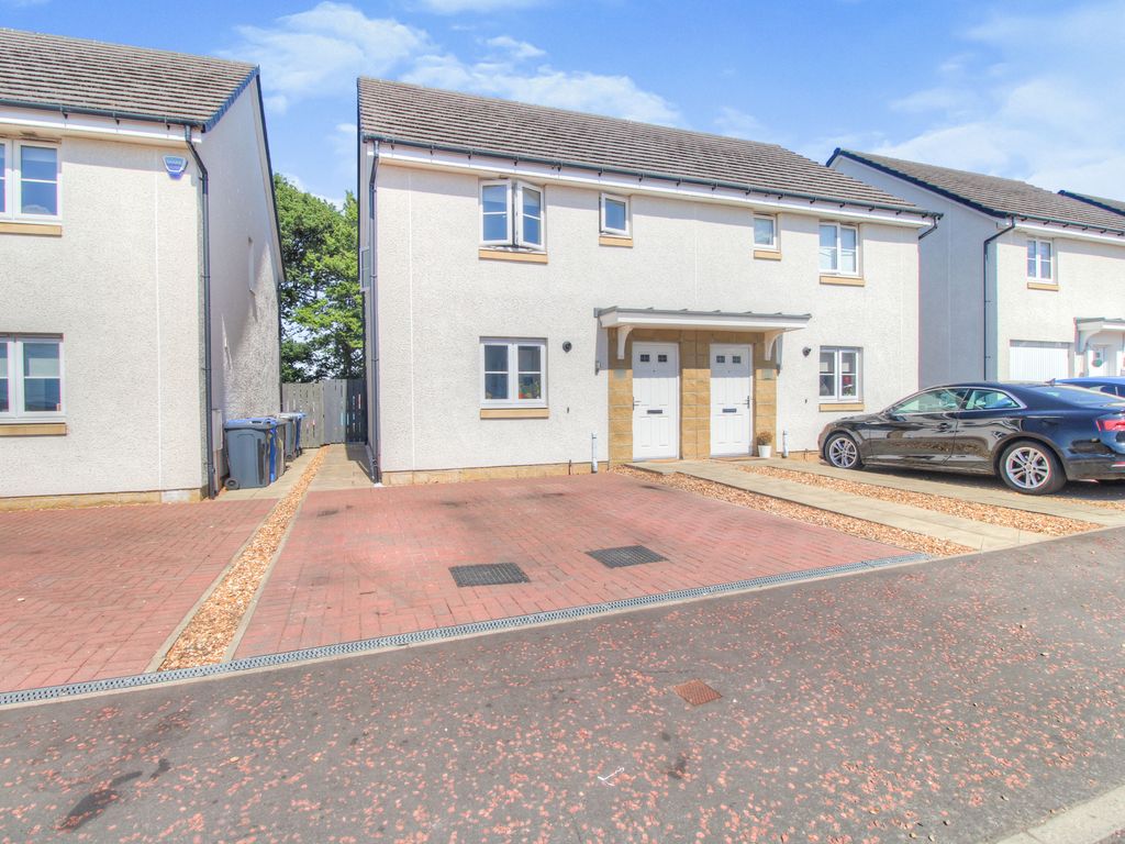 3 bed semidetached house for sale in Clover Crescent, Cambuslang