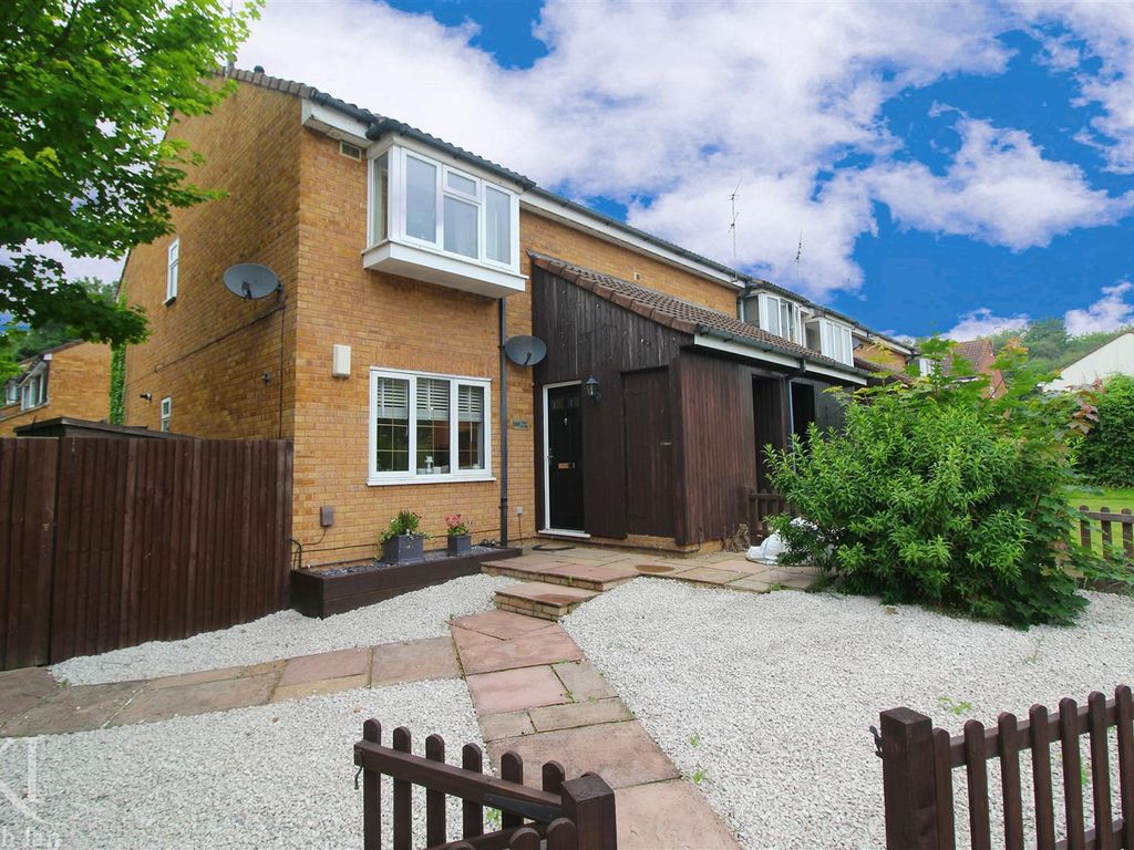 2 bed for sale in The Hyde, Ware SG12, £325,000 Zoopla