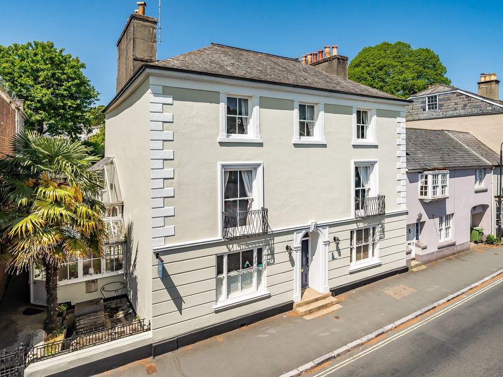 9 bed town house for sale in East Street, Ashburton, Newton Abbot TQ13