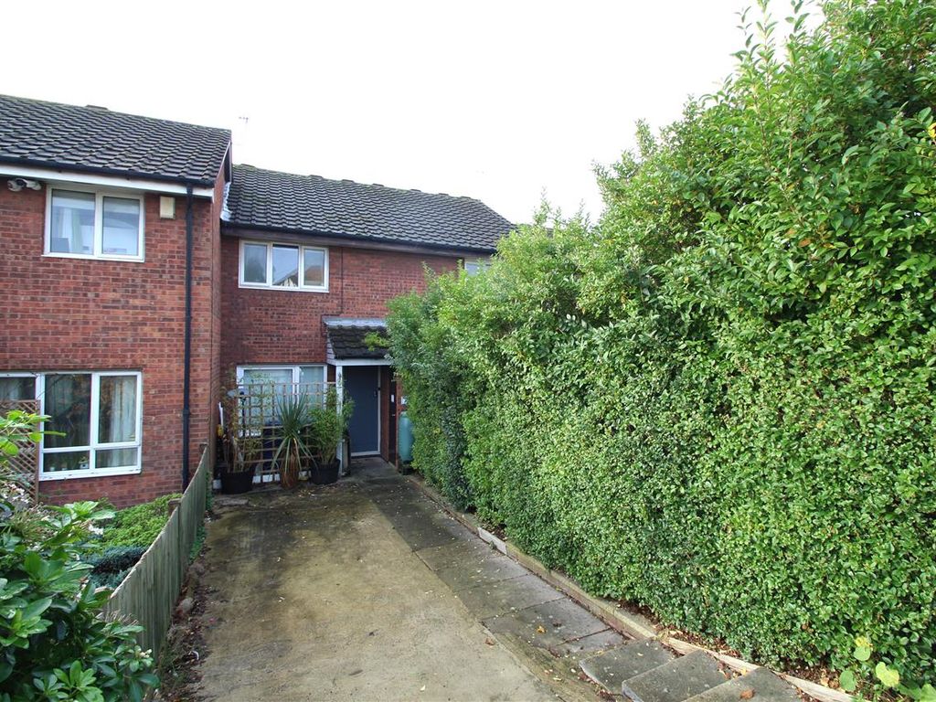 2 bed terraced house to rent in Bunns Lane, London NW7, £2,400 pcm Zoopla
