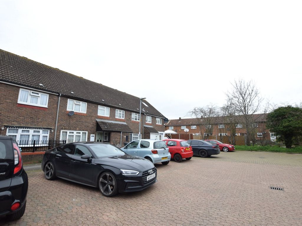 3 bed terraced house for sale in Nash Road, Chadwell Heath RM6, £
