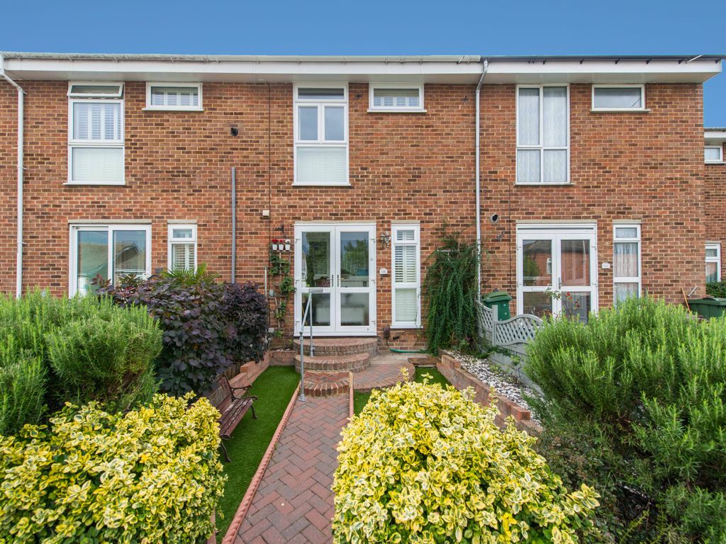 3 bed terraced house for sale in Waleton Acres, Carew Road, Wallington