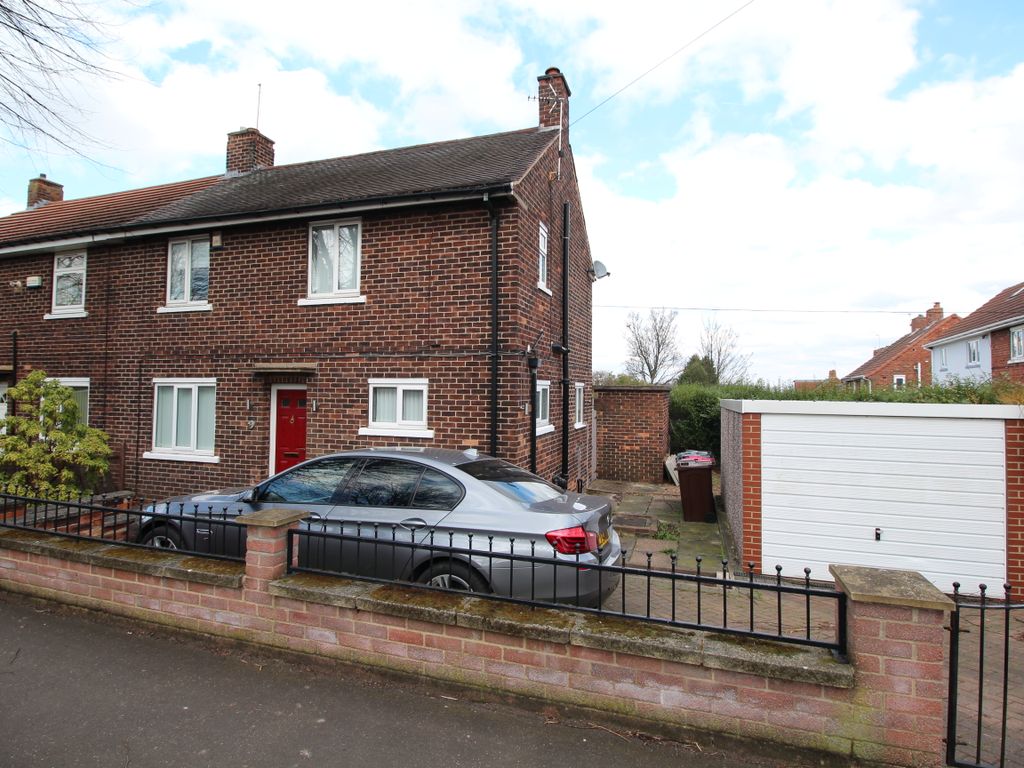 3 bed semidetached house for sale in Highfield Road, Swinton