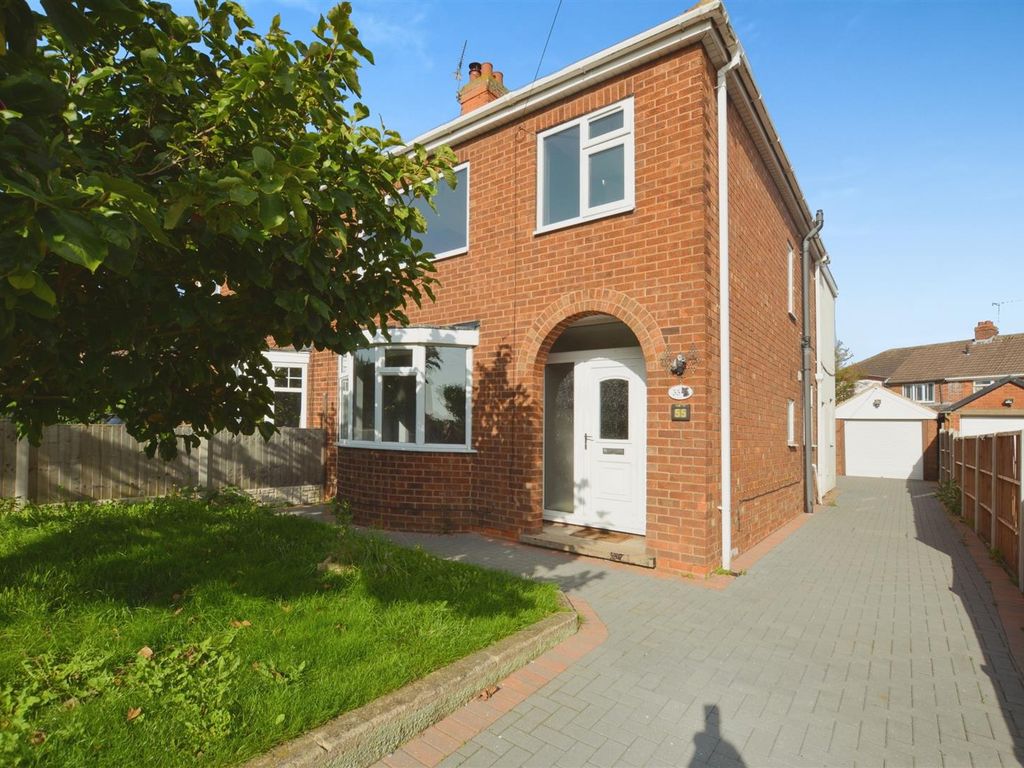 3 bed semidetached house for sale in Rochdale Road, Scunthorpe DN16, £