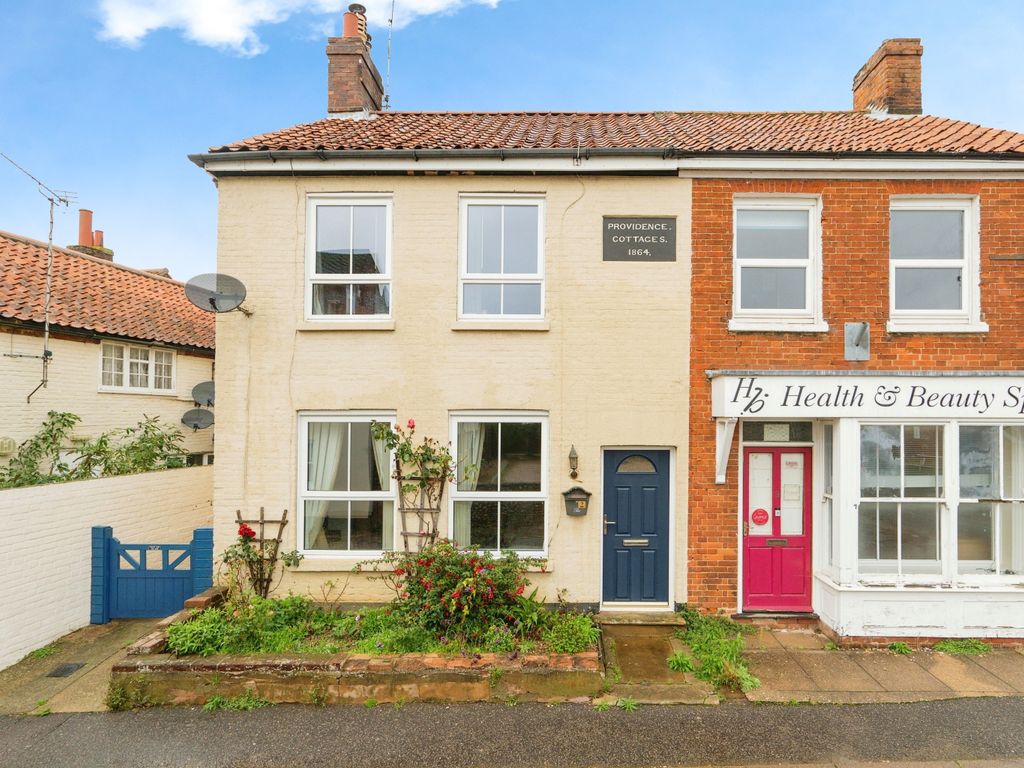 2 bed semidetached house for sale in Cattle Market Street, Fakenham
