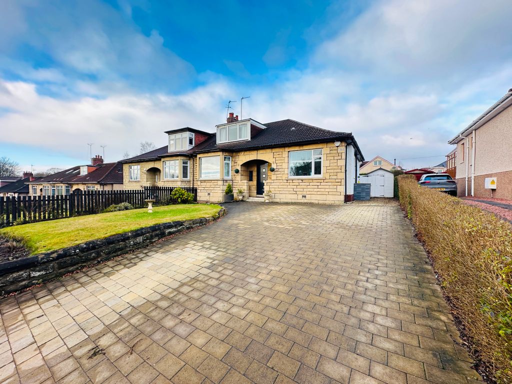 4 bed semidetached house for sale in Hamilton Road, Motherwell ML1, £