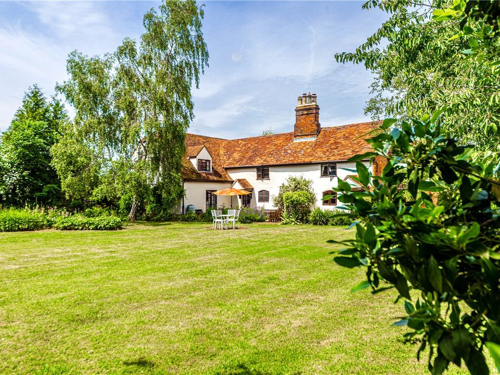 5 bed detached house for sale in Holwell, Hitchin, Hertfordshire SG5