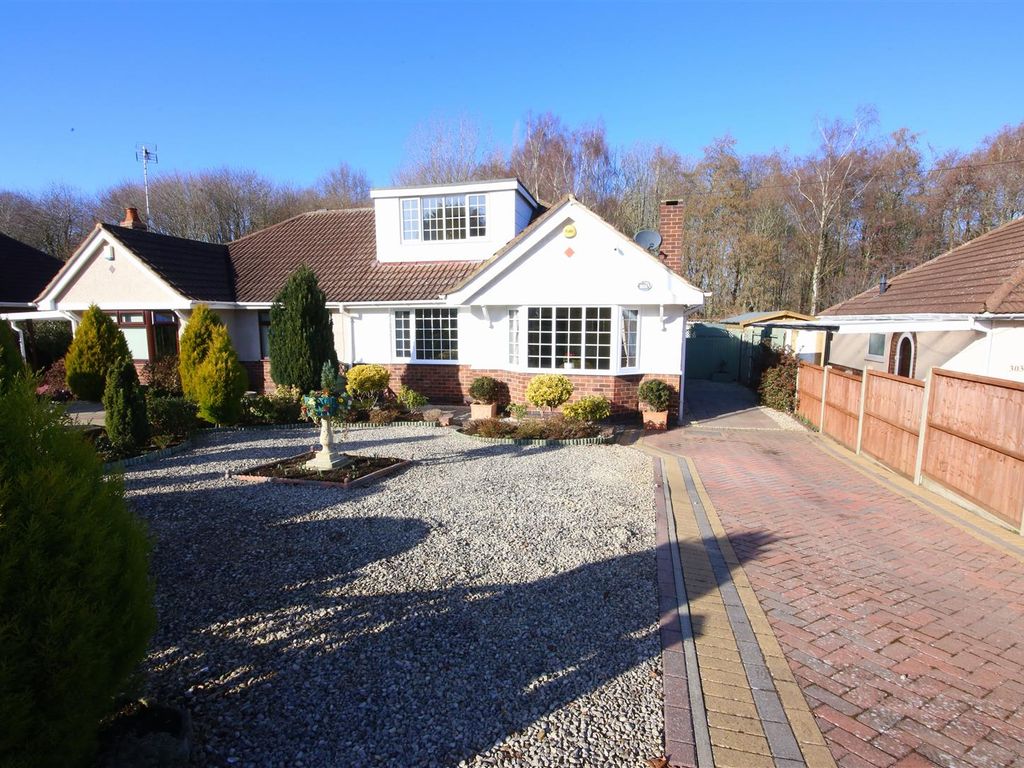 2 bed semidetached bungalow for sale in Lower Hillmorton Road, Rugby