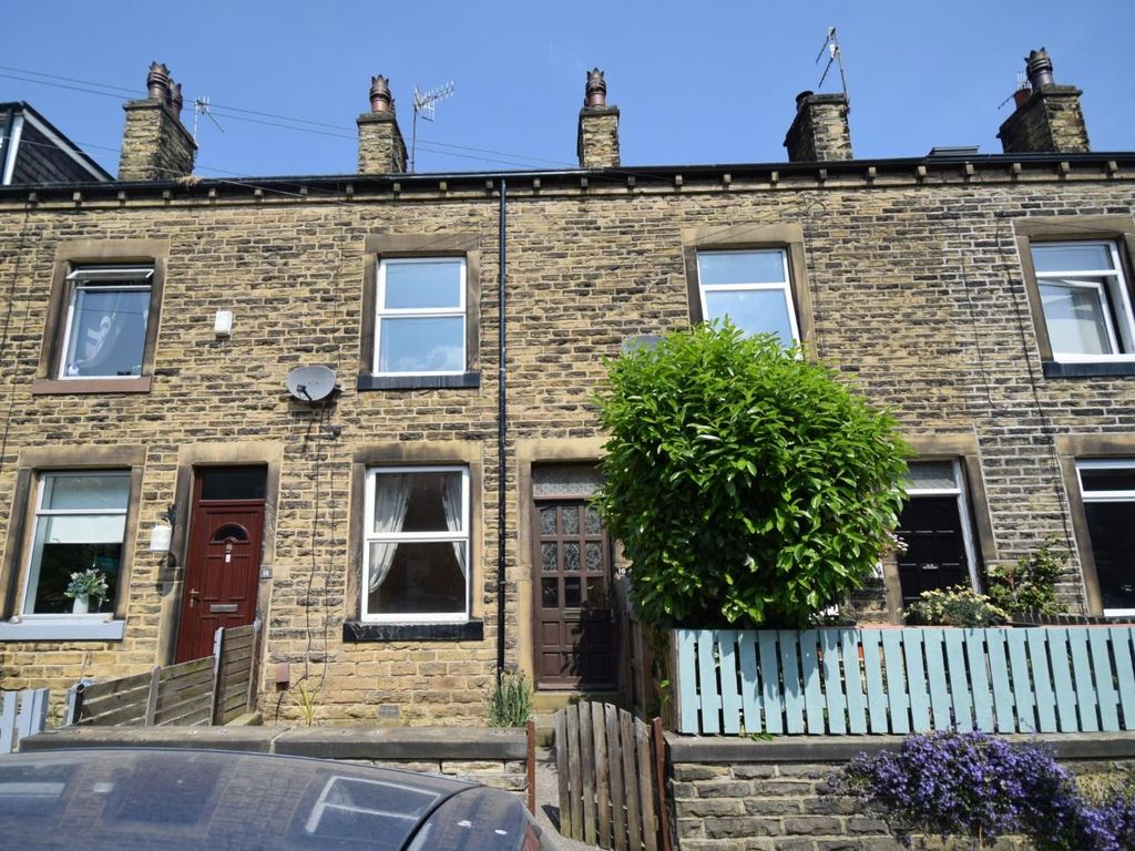 4 bed terraced house for sale in Myrtle Avenue, Bingley BD16 Zoopla