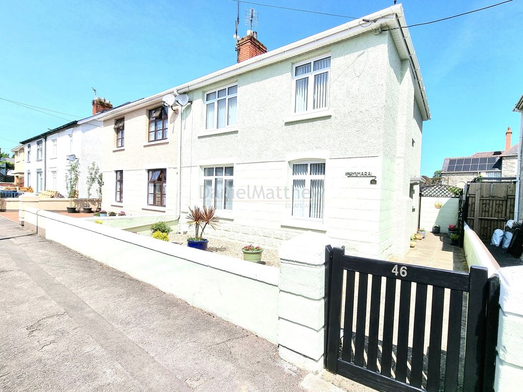 3 bed semidetached house for sale in St. Marie Street, Bridgend