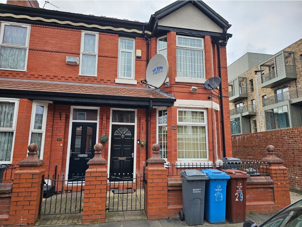 2 bed end terrace house for sale in Alexandra Avenue, Manchester M14, £