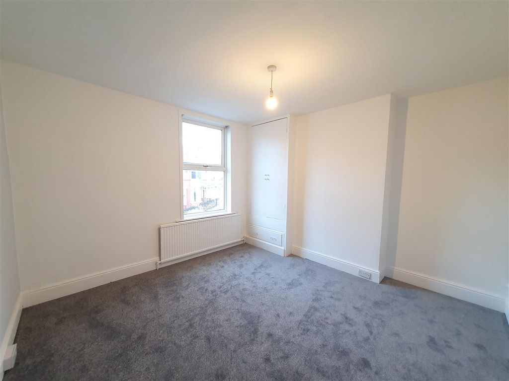 2 bed terraced house to rent in Logan Street, Bulwell, Nottingham NG6