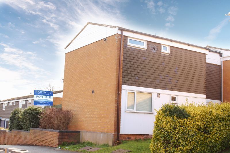 3 bed terraced house to rent in Stanwyck, Sutton Hill, Telford TF7, £