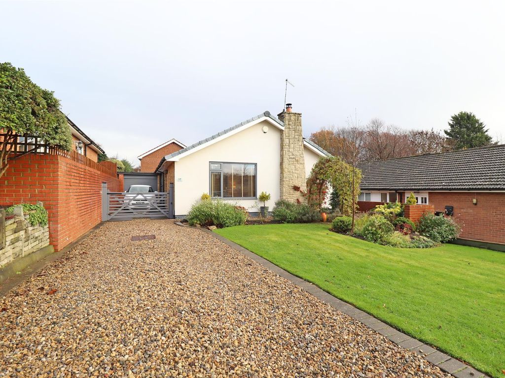 3 bed detached bungalow for sale in Valley Gardens, Eaglescliffe