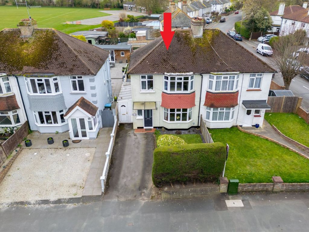 3 bed semidetached house for sale in Chichester Road, North Bersted