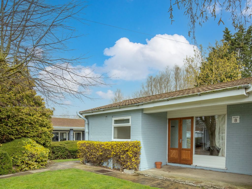 1 bed terraced bungalow for sale in Marsh Road, Lowestoft NR33 Zoopla