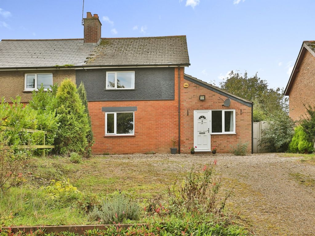 3 bed semidetached house for sale in School Road, Holme Hale, Thetford