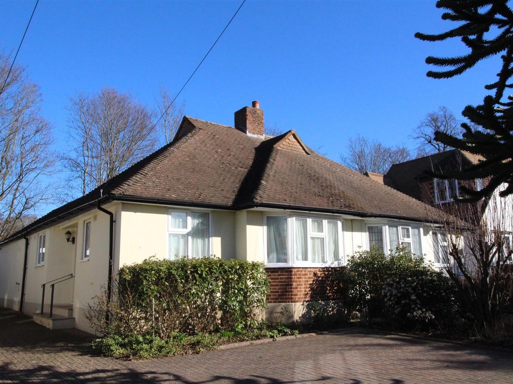 3 bed semidetached bungalow for sale in Portway Crescent, Ewell, Epsom