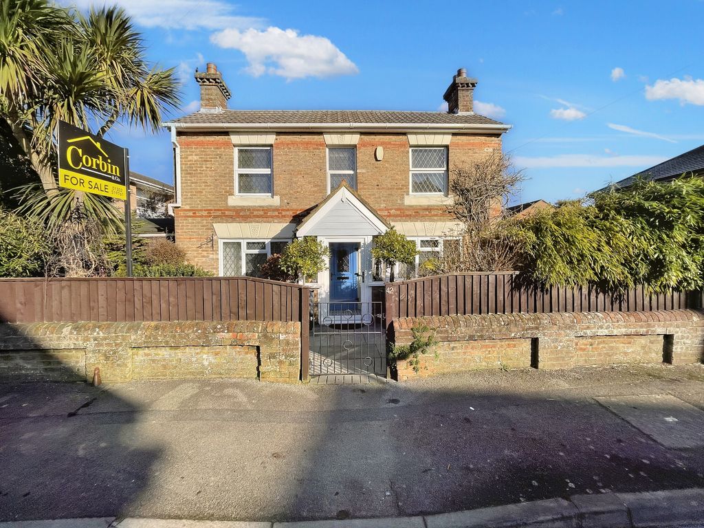 Alton Road, Bournemouth, Dorset BH10