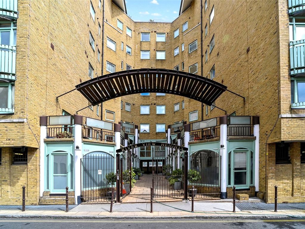 Studio for sale in River View Heights, 27 Bermondsey Wall West, London
