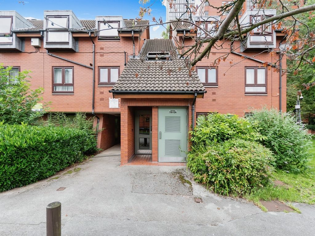 1 bed flat for sale in William Street, Edgbaston, Birmingham B15, £