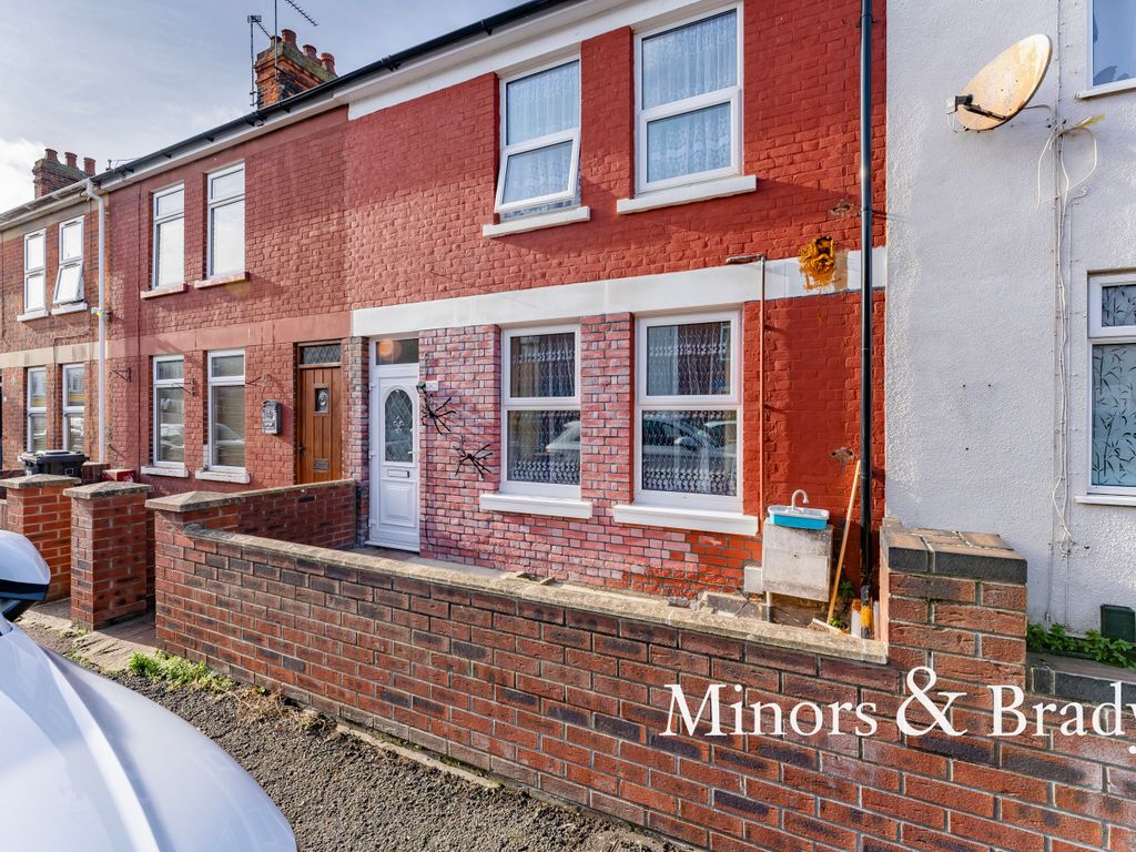 3 bed terraced house for sale in Garfield Road, Great Yarmouth NR30, £