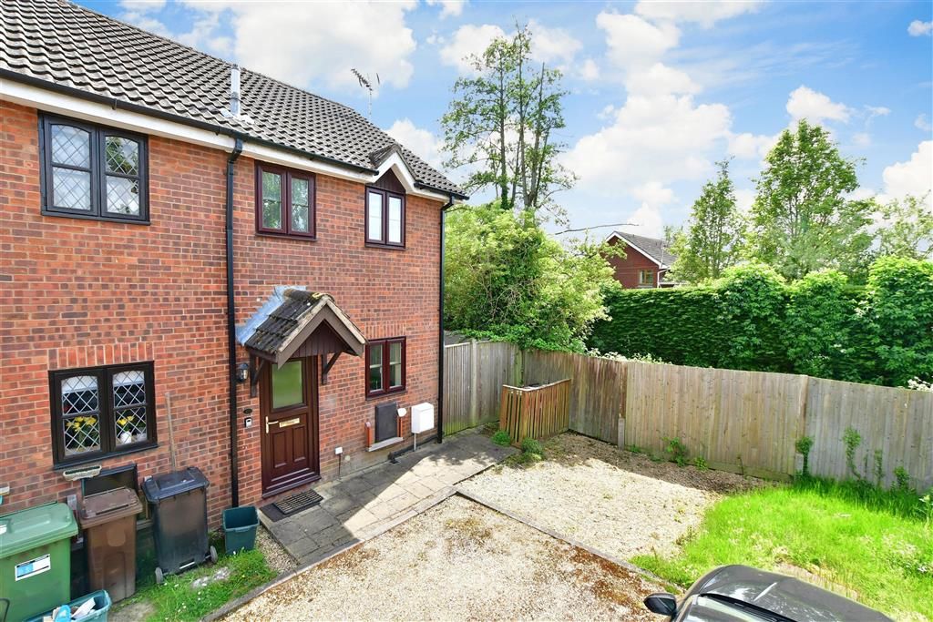 2 bed end terrace house for sale in Five Oak Green, Five Oak Green