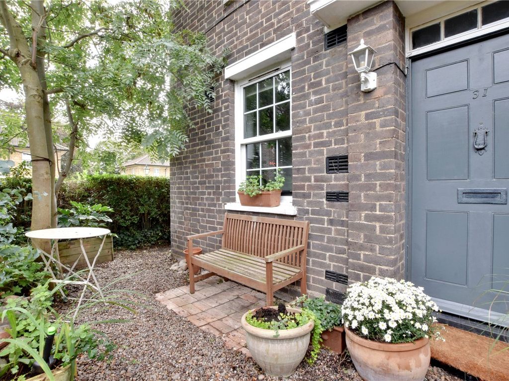 1 bed flat for sale in Paragon Place, Blackheath, London SE3, £400,000