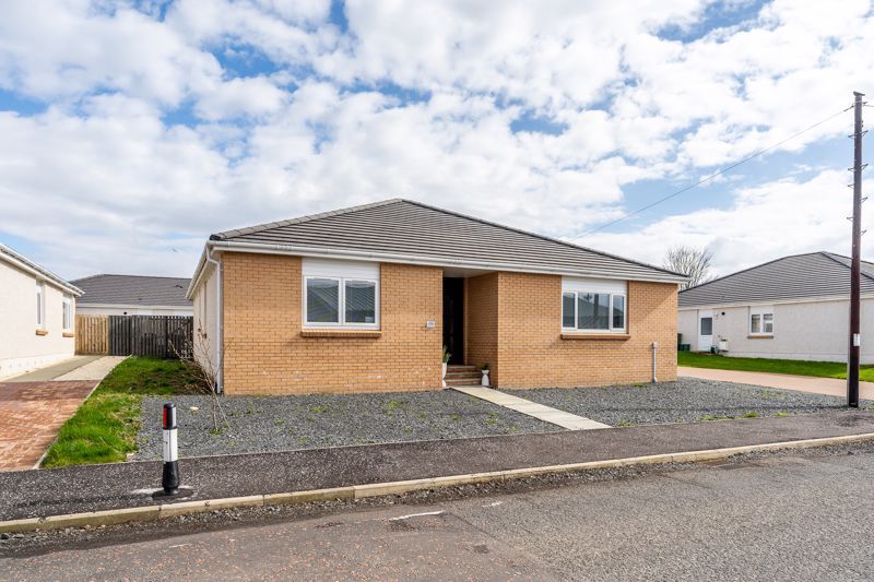 4 bed detached bungalow for sale in Kilmaurs Road, Knockentiber