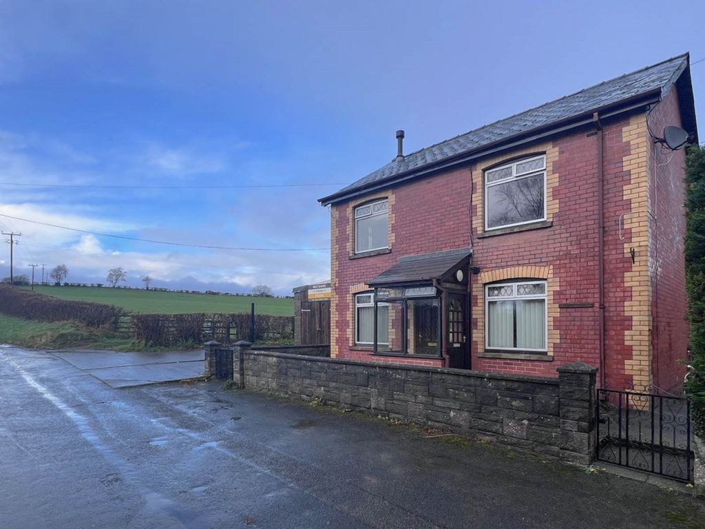 3 bed detached house to rent in Cilmery, Builth Wells LD2, £750 pcm