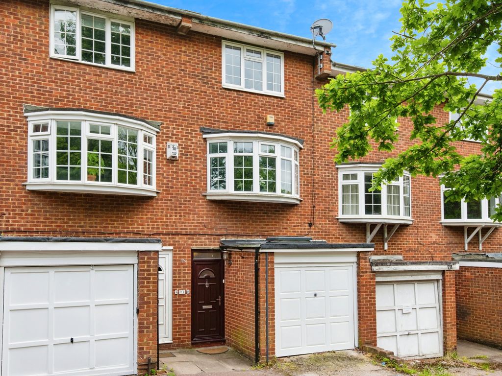 3 bed terraced house for sale in Mayow Road, Sydenham SE26, £675,000