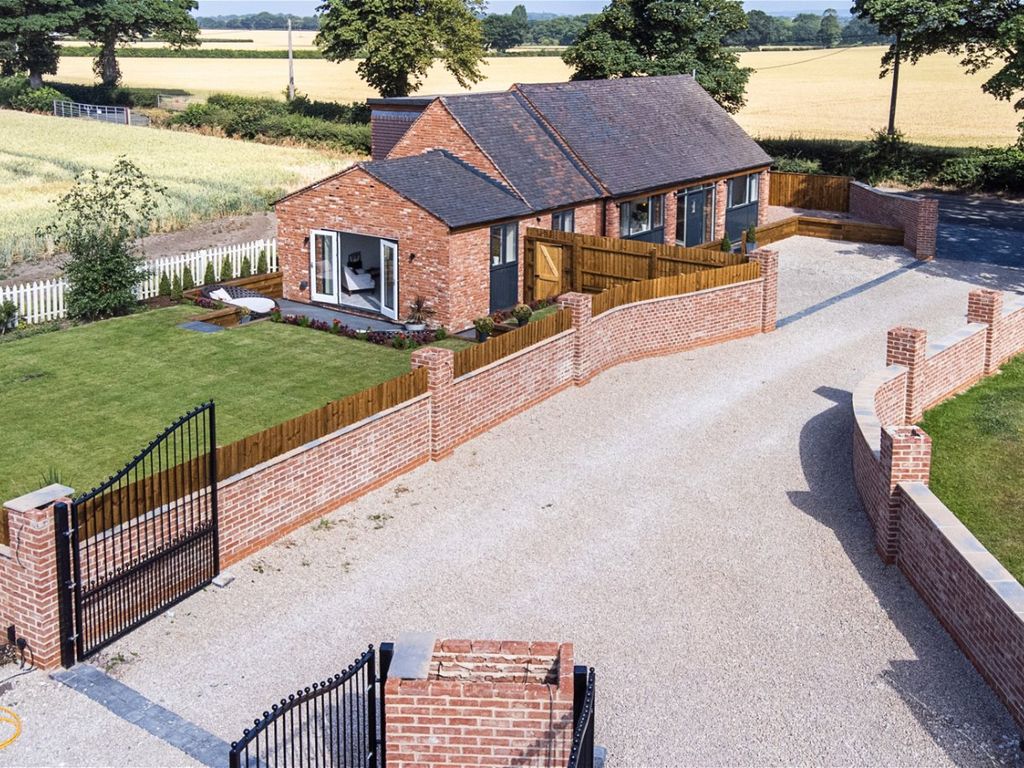 3 bed detached house for sale in Dairy Farm Barn, Lynn Lane, Shenstone