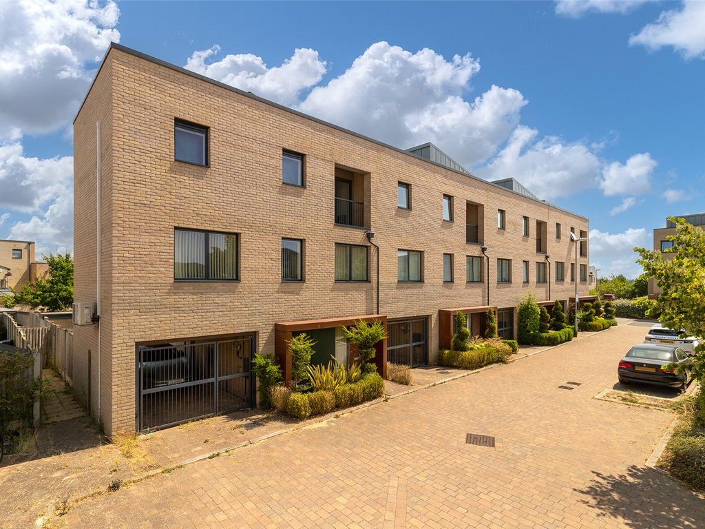 4 bed town house for sale in Spinney Road, Trumpington, Cambridge CB2 Zoopla