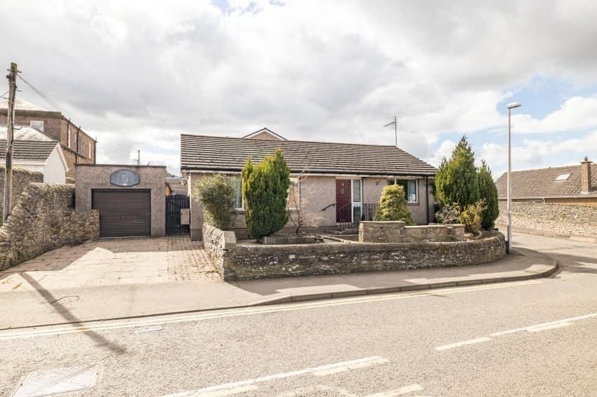 2 bed property for sale in New Road, Forfar DD8, £135,000 Zoopla