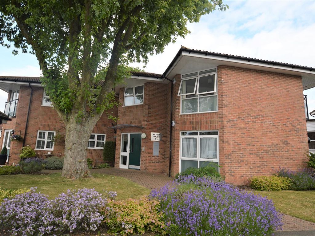 2 bed flat for sale in Revels Court, 40A Grove Crescent, Croxley Green