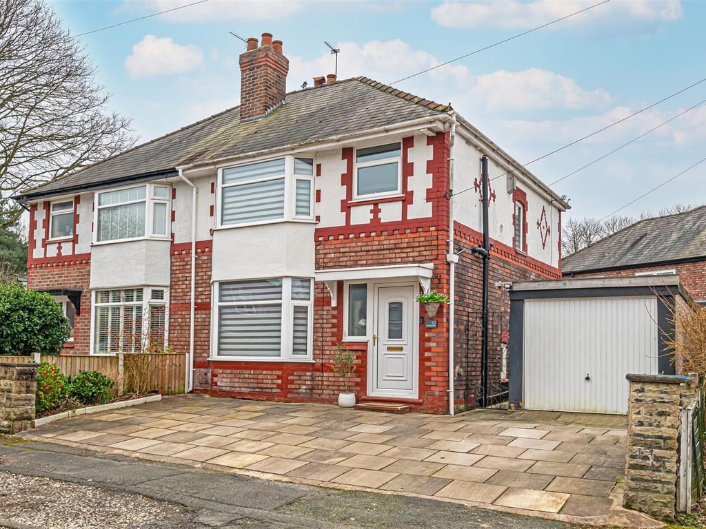 3 bed semidetached house for sale in Stuart Drive, Stockton Heath, Warrington WA4, £400,000