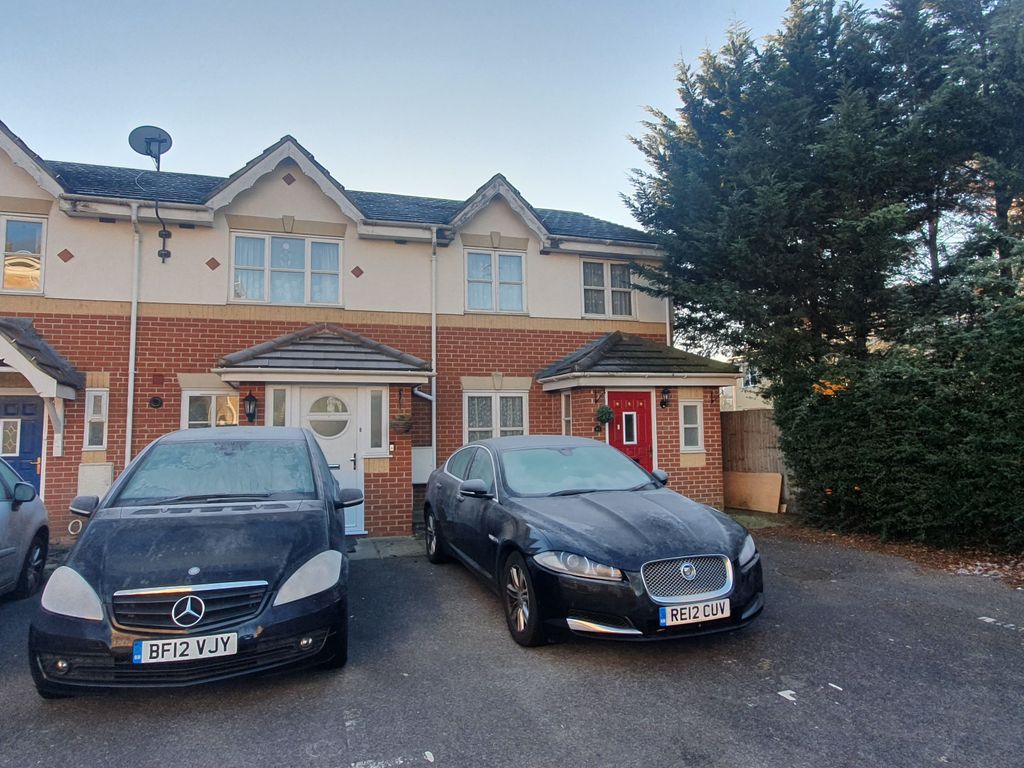 2 bed terraced house to rent in Hurworth Avenue, Slough SL3 Zoopla