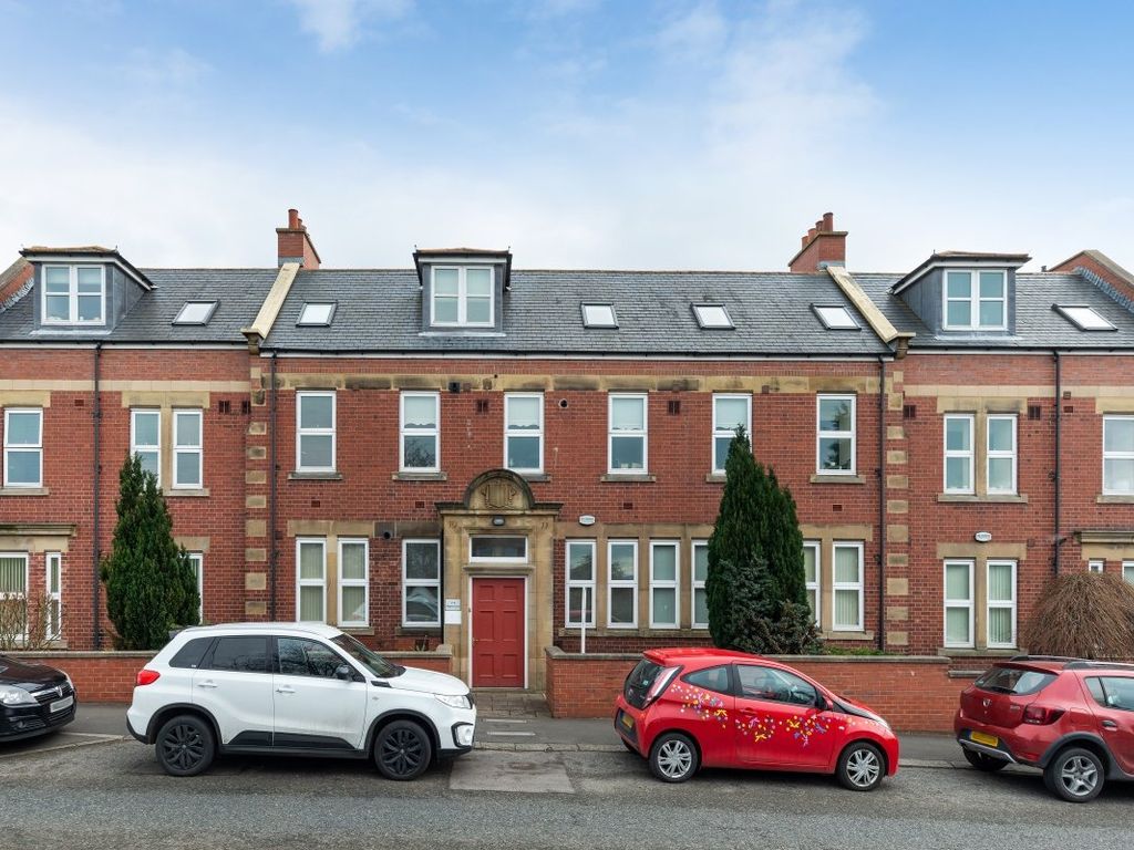 2 bed flat to rent in Rupert House, Rupert Court, Newcastle Upon Tyne