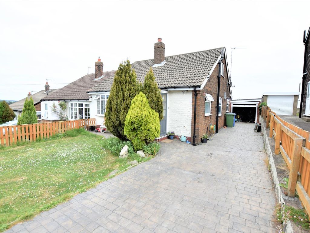 2 bed semidetached bungalow for sale in Moor Lane, Newby, Scarborough